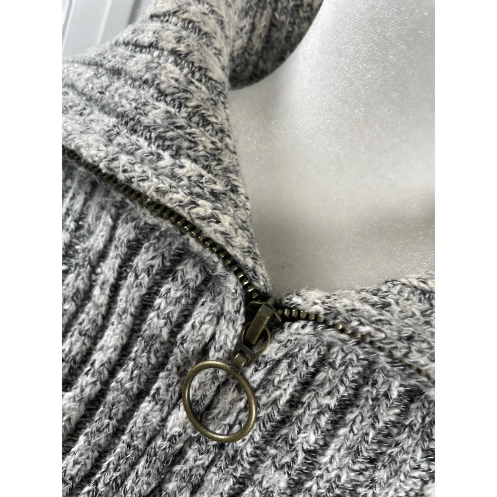 Women's‎ Mock Turtleneck Quarter Zip Pullover Sweater Universal Threads Gray M